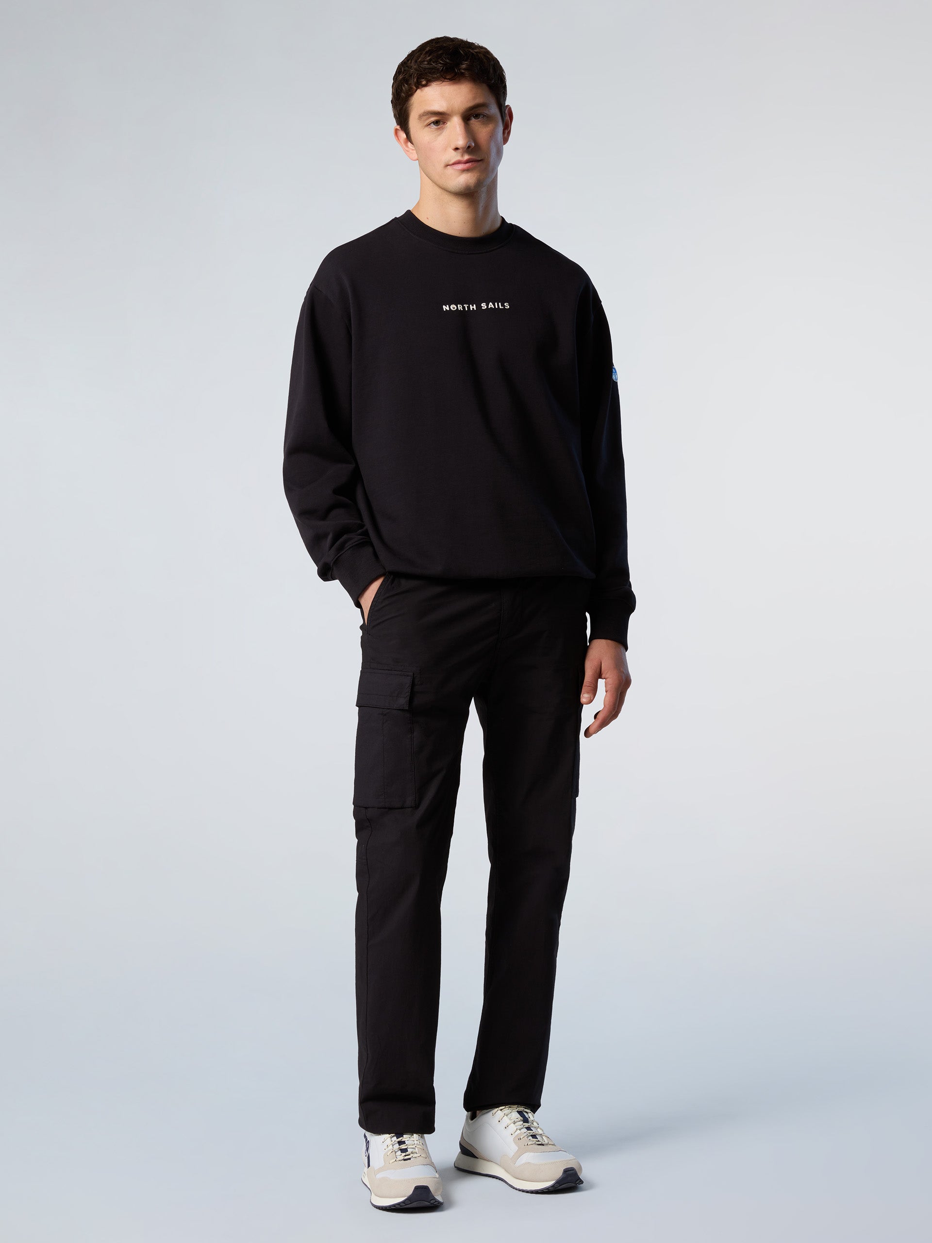 5 | Black | crewneck-sweatshirt-wgraphic-691374
