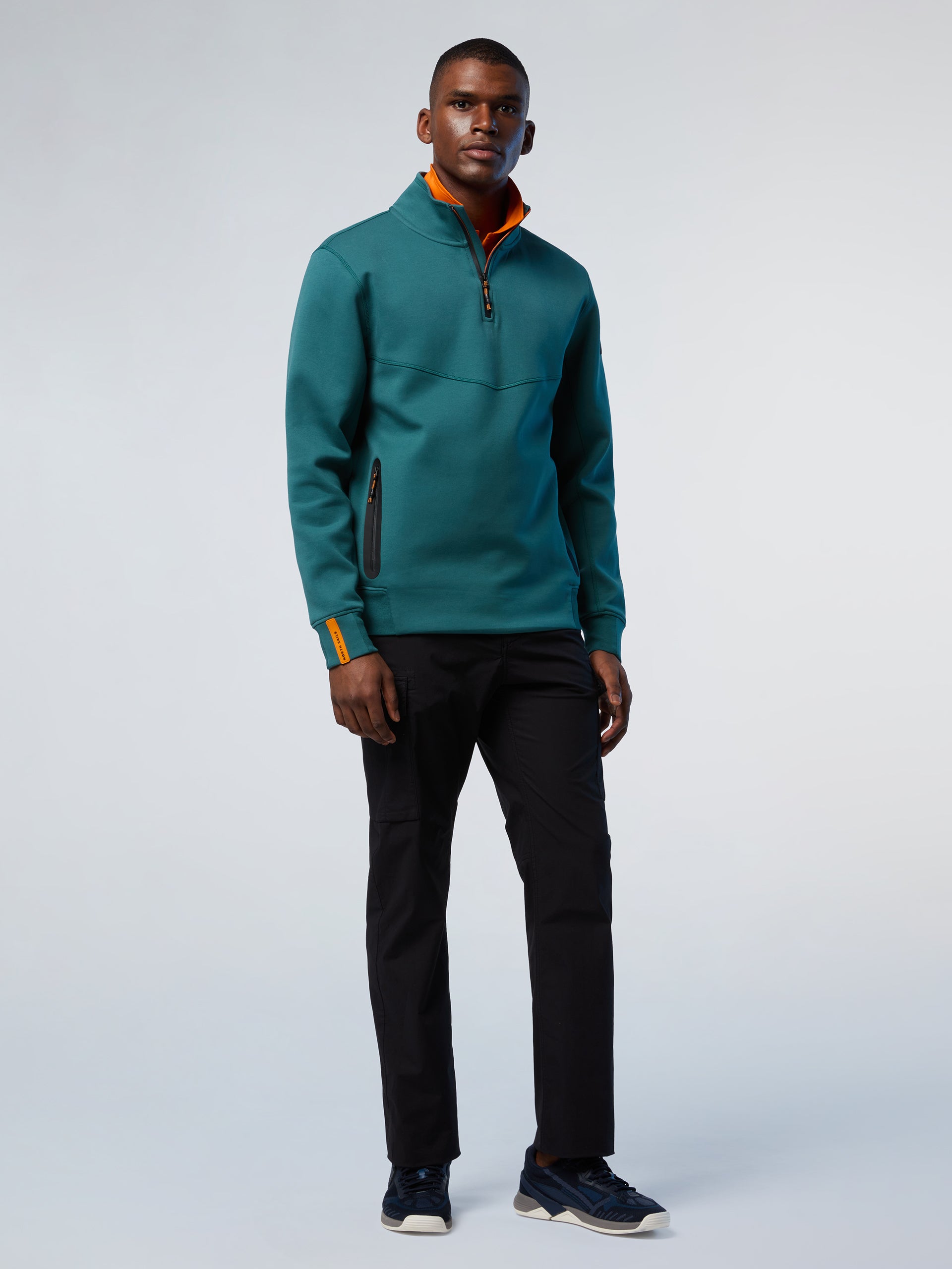 5 | Mediterranea | half-zip-sweatshirt-wlogo-691394