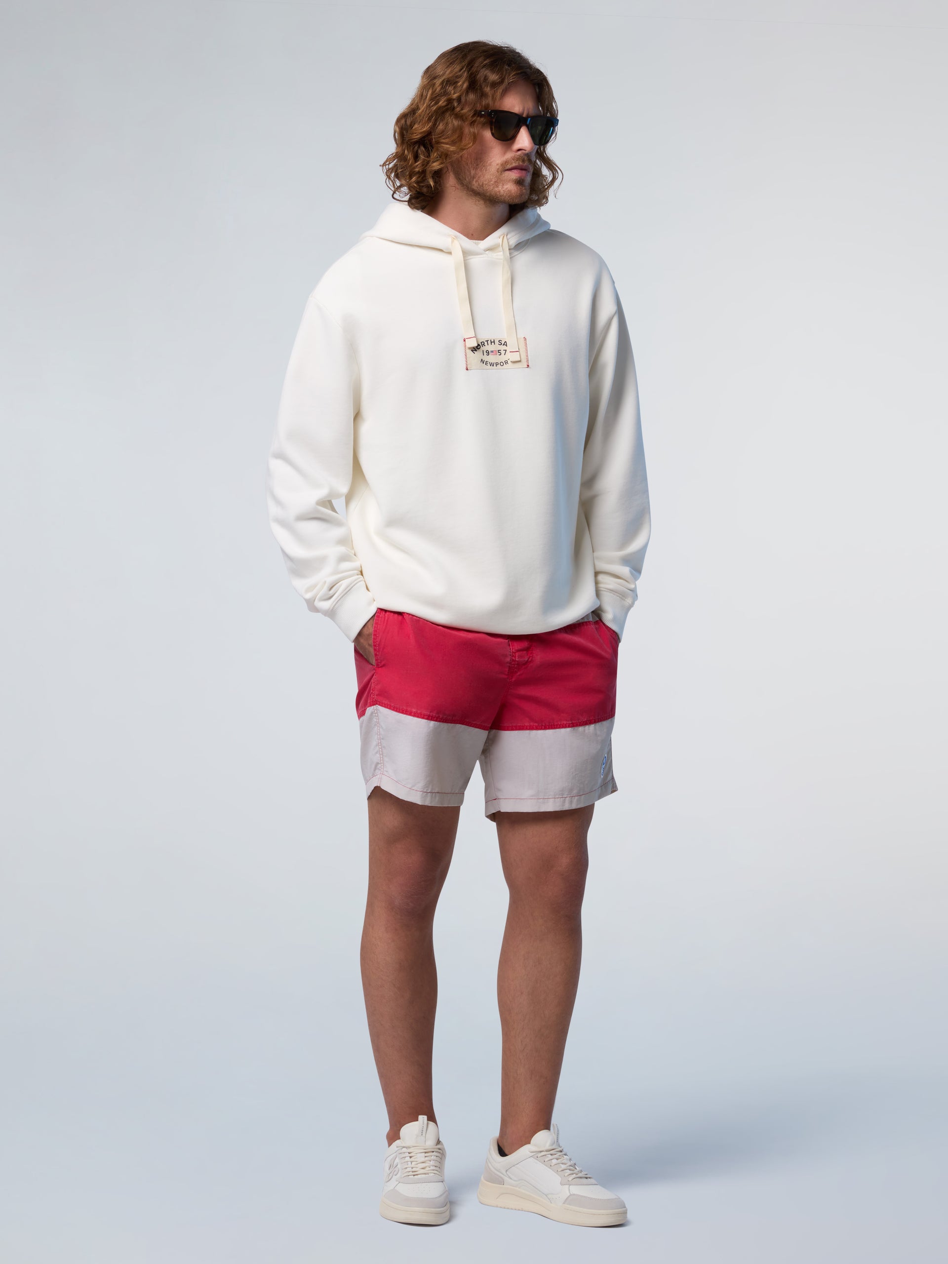 5 | Marshmallow | hooded-sweatshirt-wgraphic-691412
