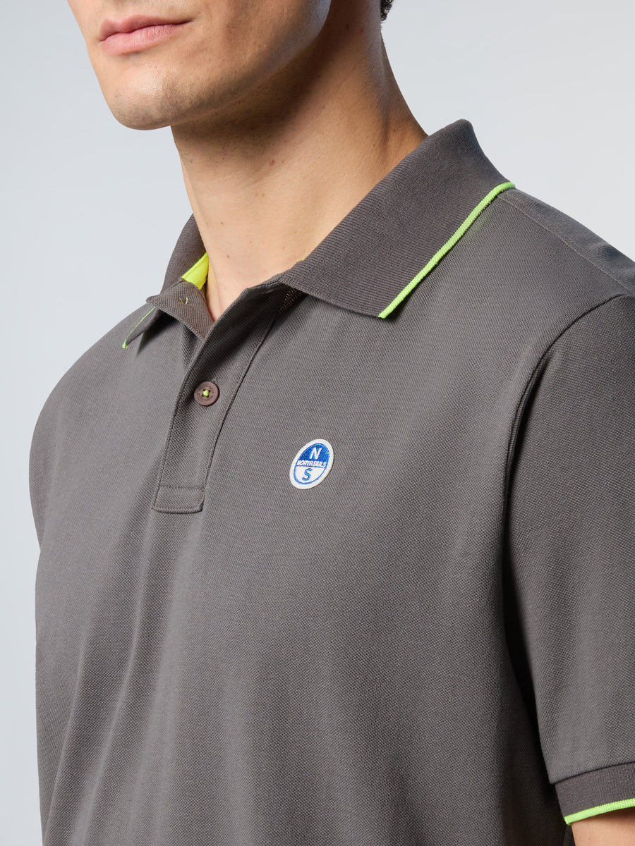 polo-short-sleeve-collar-wstriped-in-contrast-2-692452