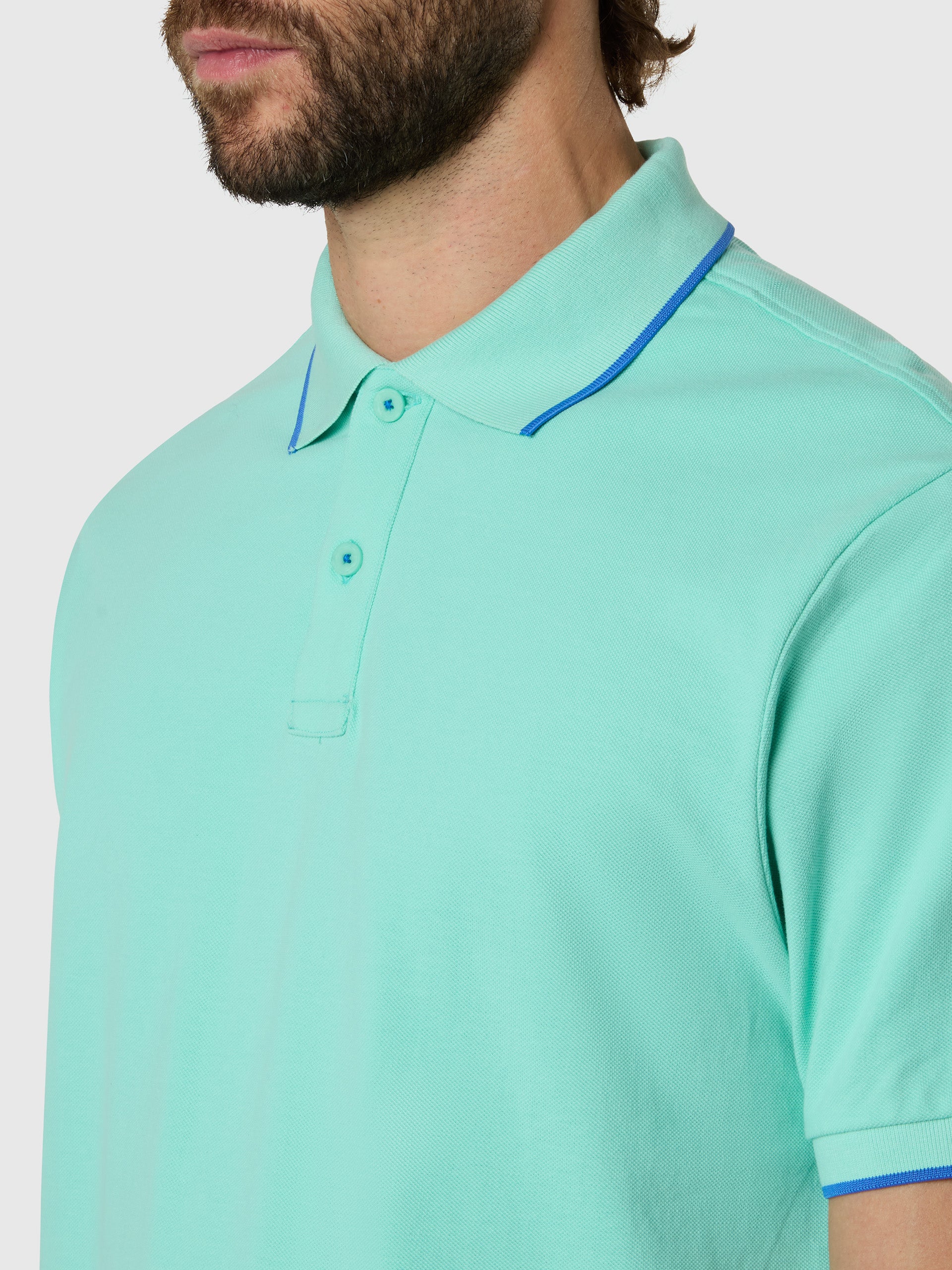 6 | Cabbage | polo-short-sleeve-collar-wstriped-in-contrast-692464