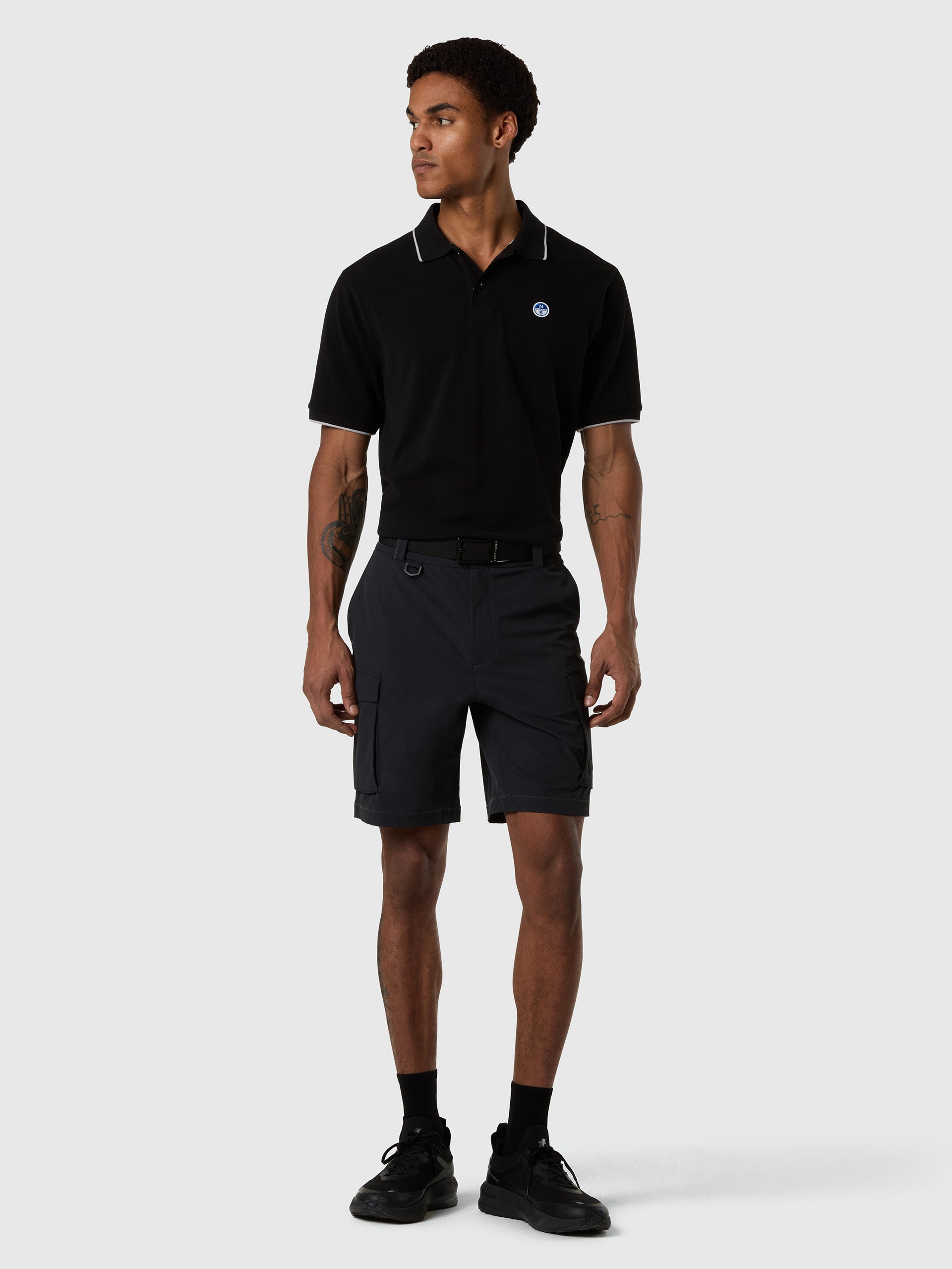 5 | Black | polo-short-sleeve-collar-wstriped-in-contrast-692464