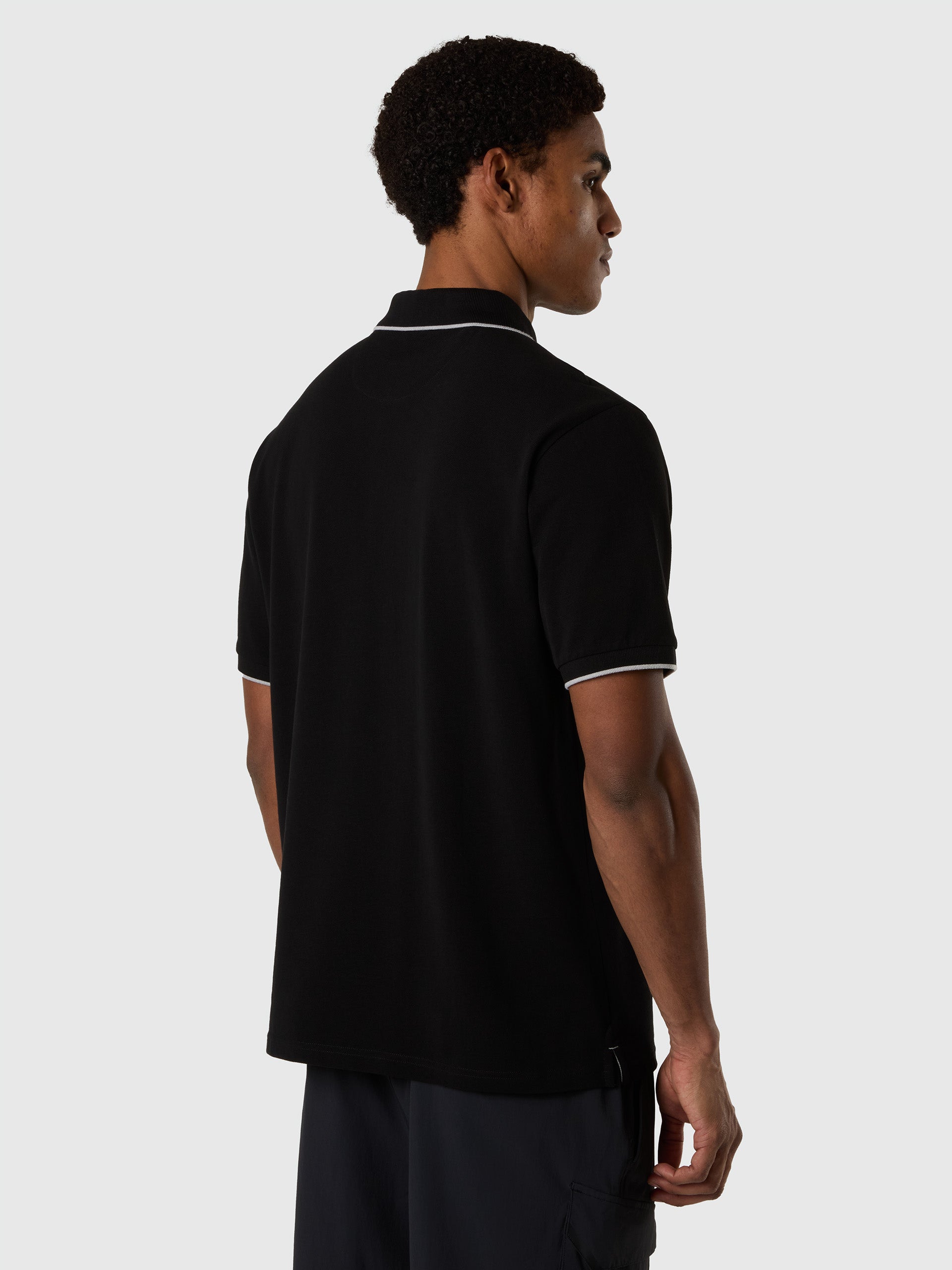 4 | Black | polo-short-sleeve-collar-wstriped-in-contrast-692464
