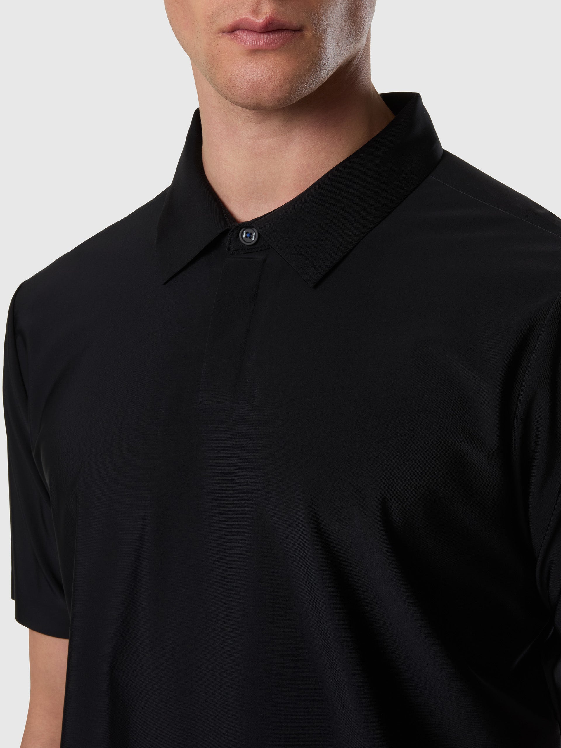 6 | Black | polo-short-sleeve-692710