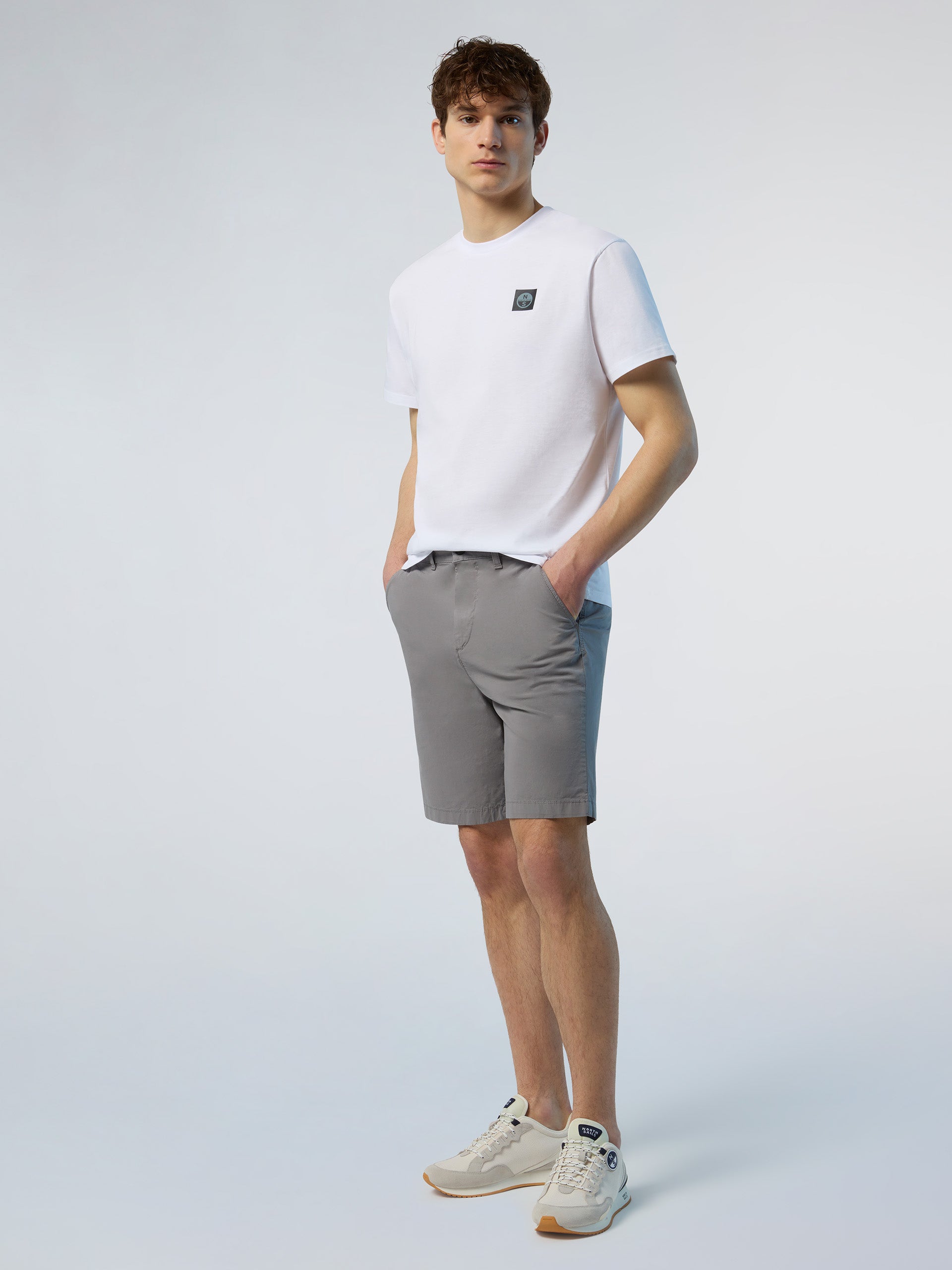 2 | Combo 1 693002 | 693002_C001_psfront1