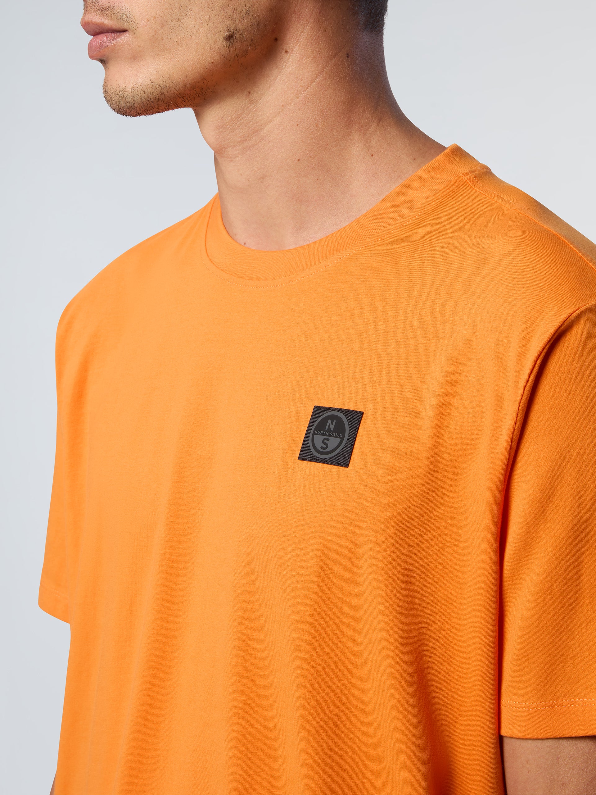 6 | Papaya orange | t-shirt-short-sleeve-wlogo-693037
