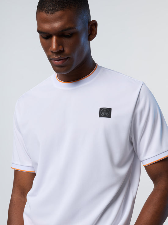 t-shirt-short-sleeve-wlogo-1-693041-1