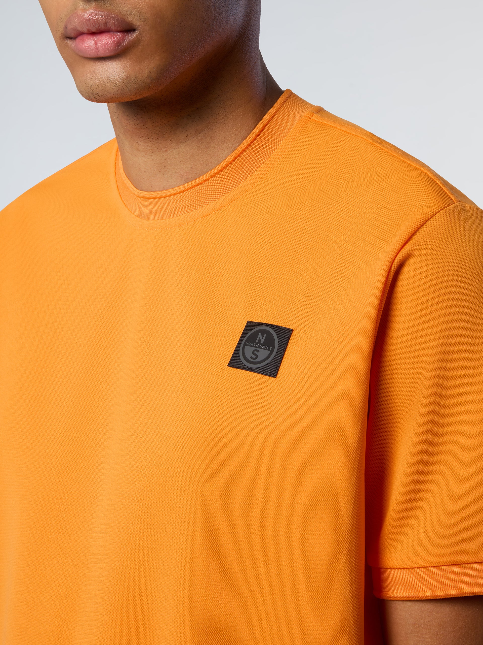 6 | Papaya orange | t-shirt-short-sleeve-wlogo-693041