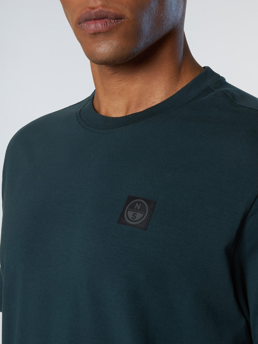 t-shirt-short-sleeve-693061