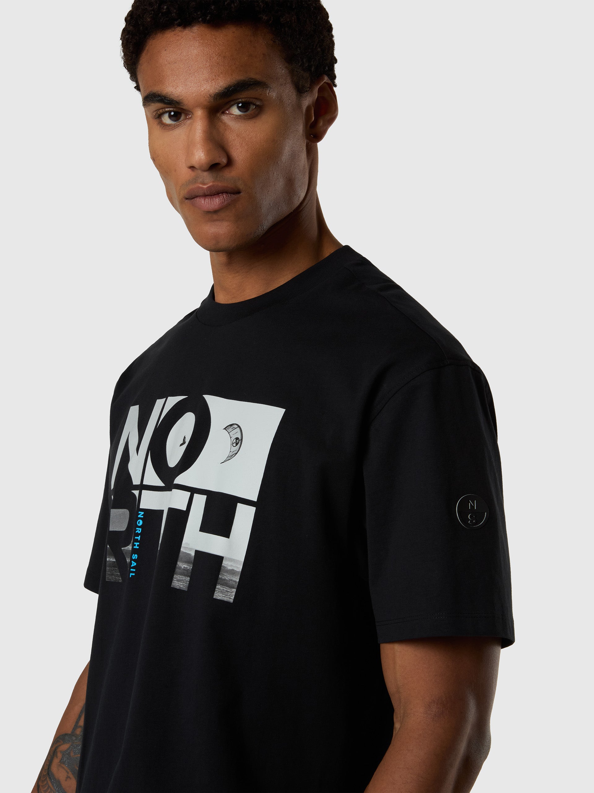 2 | Black | t-shirt-short-sleeve-wgraphic-693158
