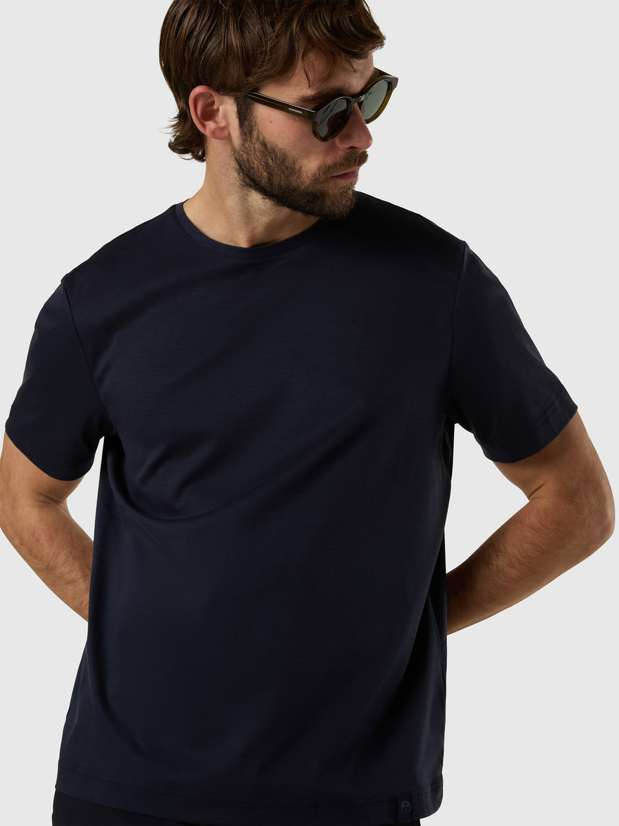 t-shirt-short-sleeve-693159