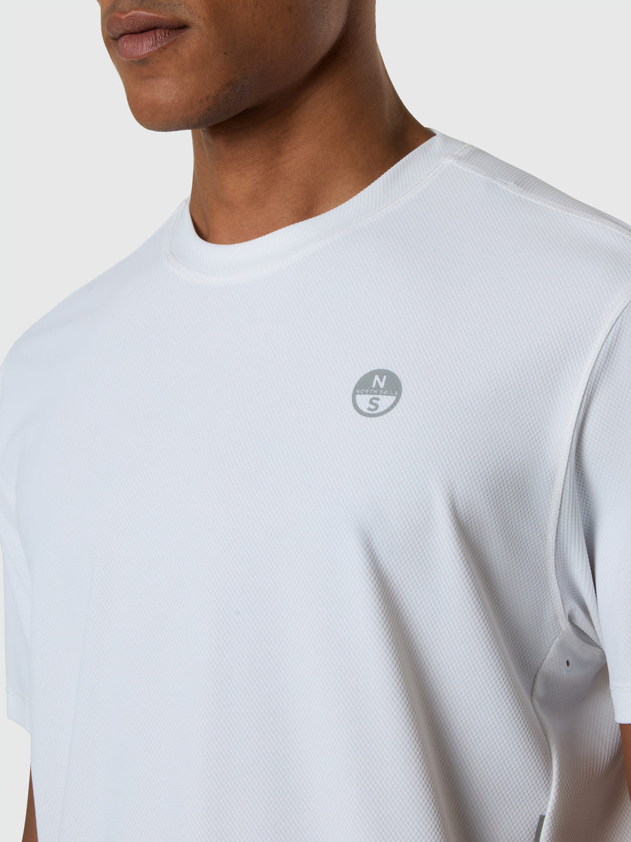 t-shirt-short-sleeve-693160