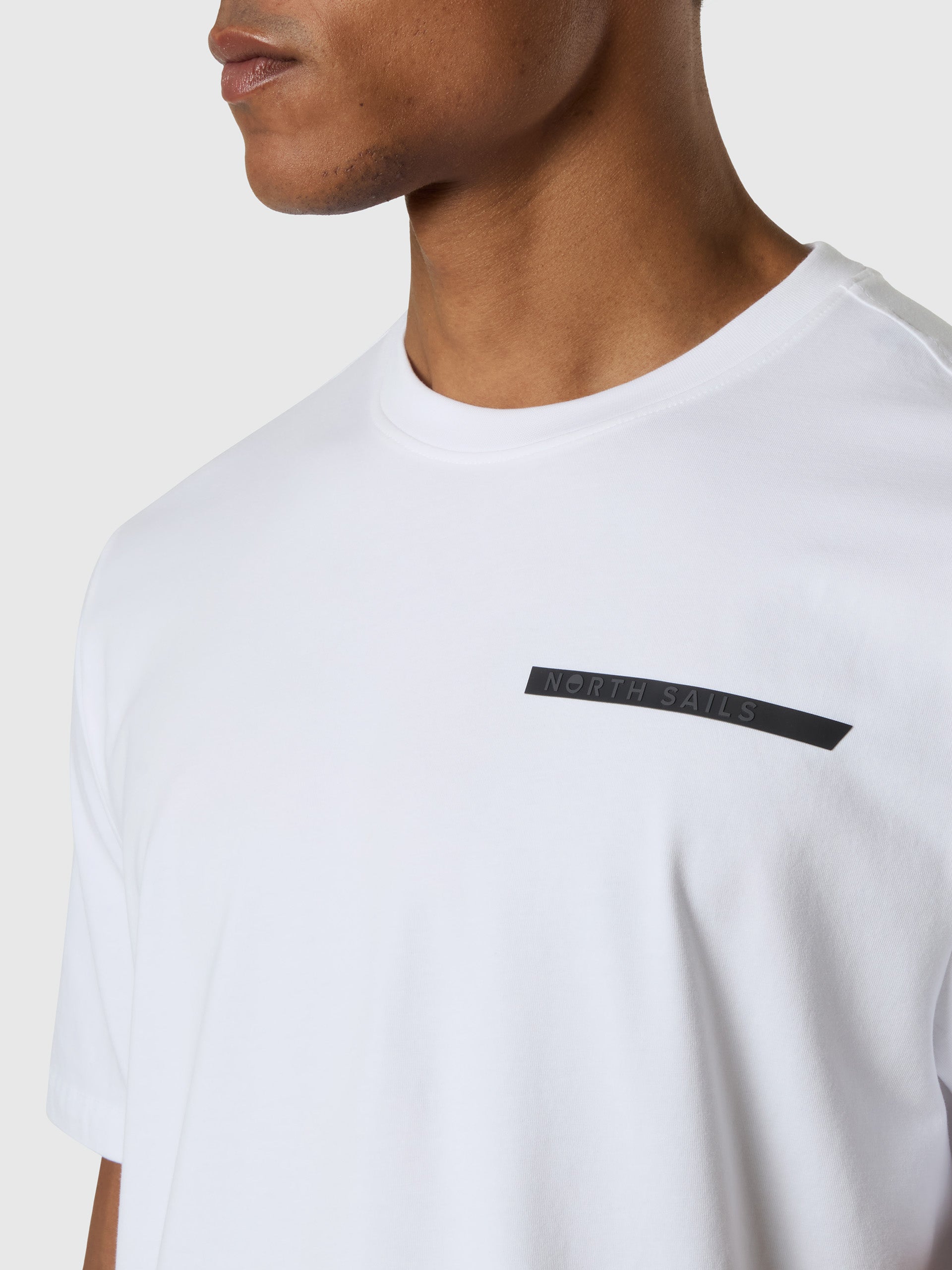 6 | White | t-shirt-short-sleeve-wgraphic-693163