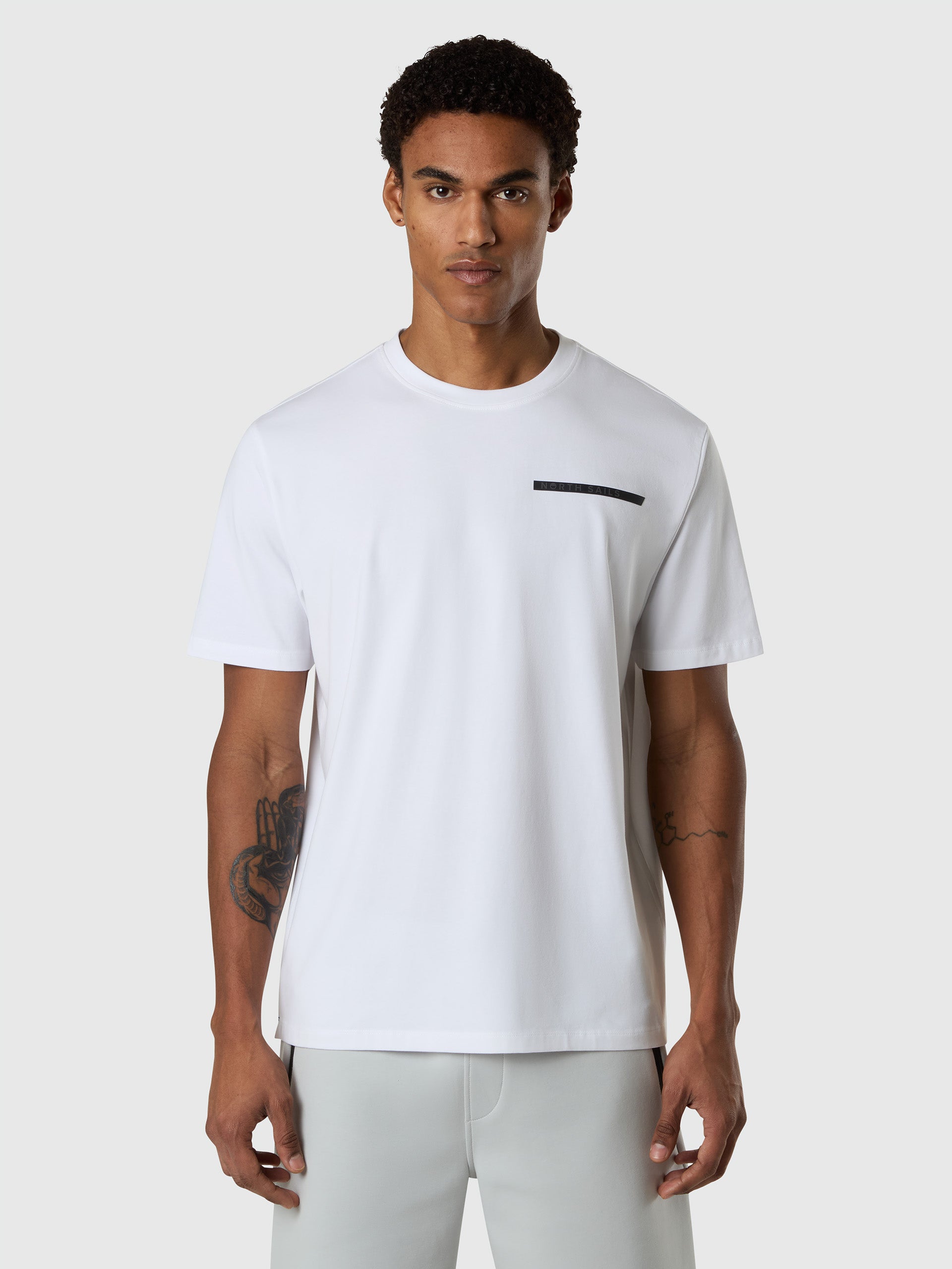 1 | White | t-shirt-short-sleeve-wgraphic-693163