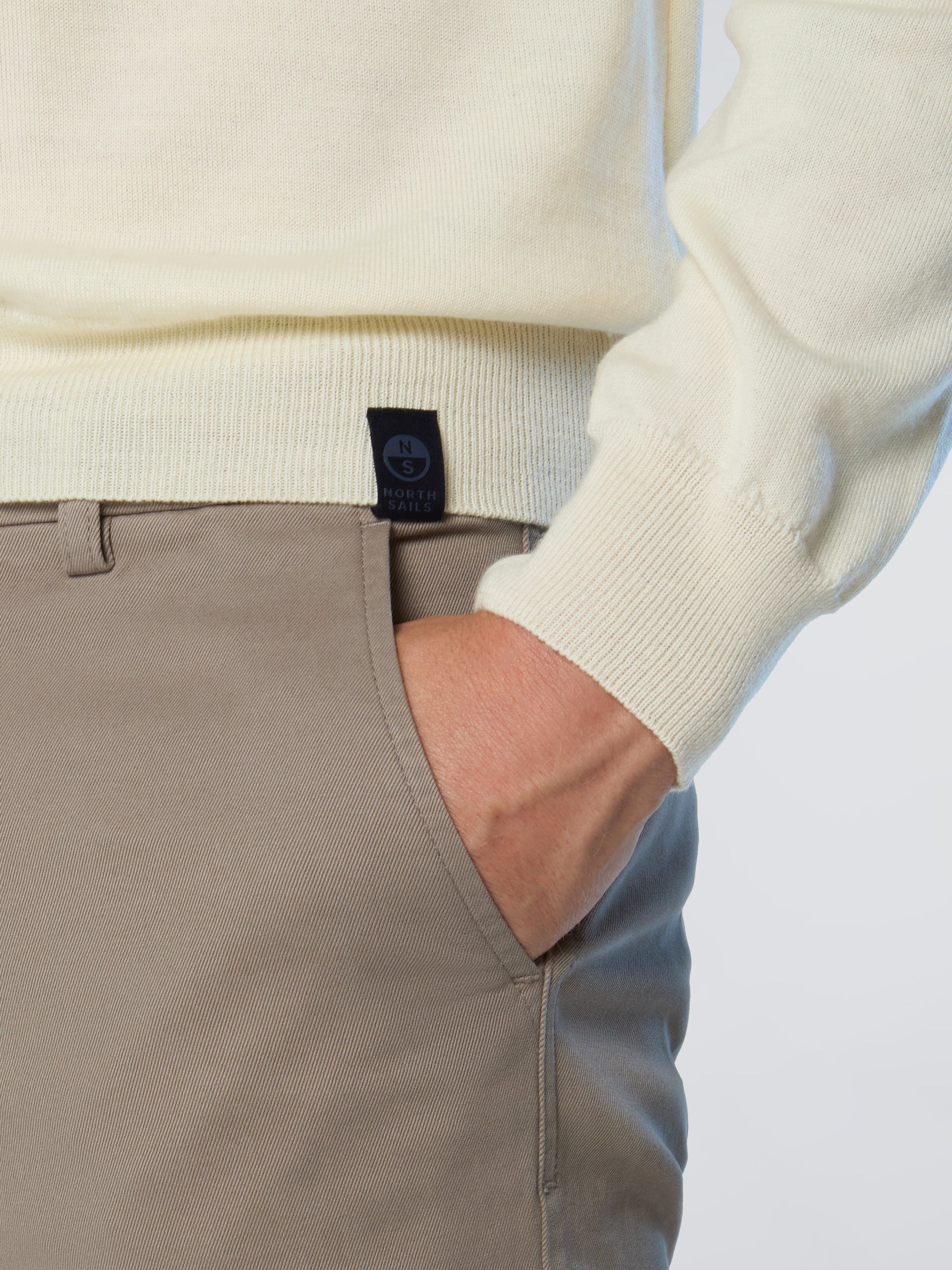 6 | Marshmallow | crewneck-12gg-knitwear-699156