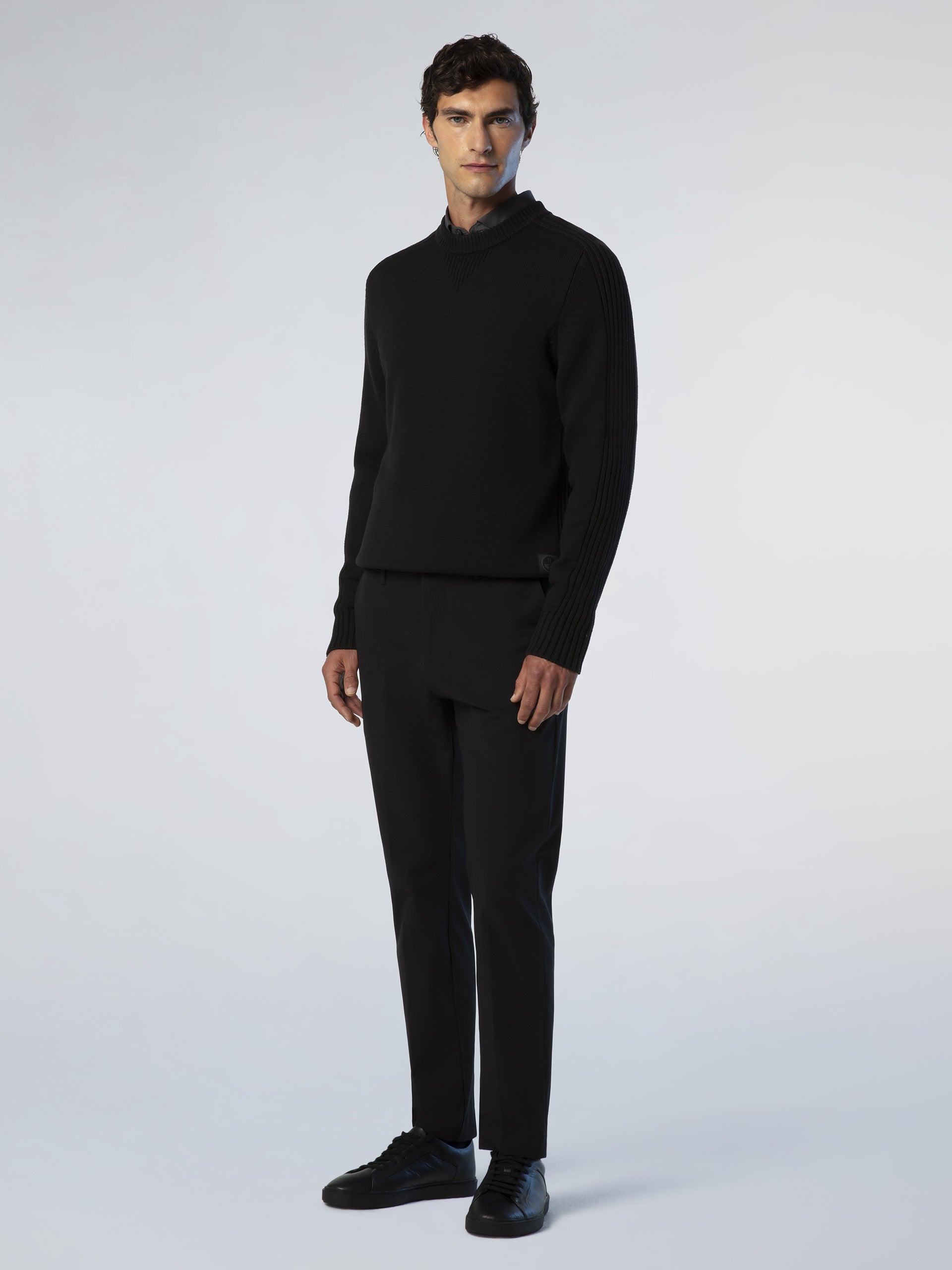 5 | Black | crewneck-3gg-knitwear-699161