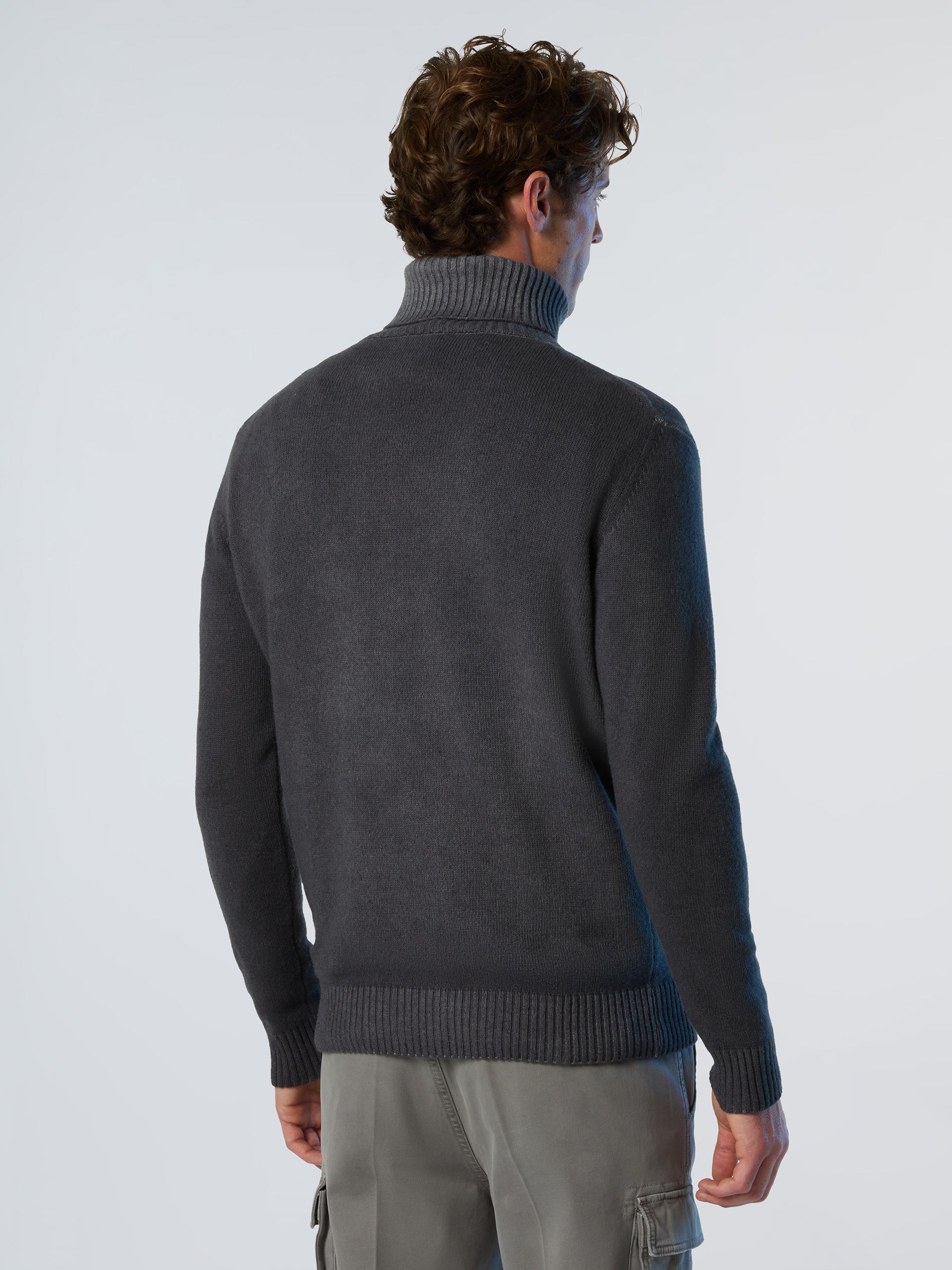 4 | Asphalt | turtle-neck-5gg-knitwear-699165