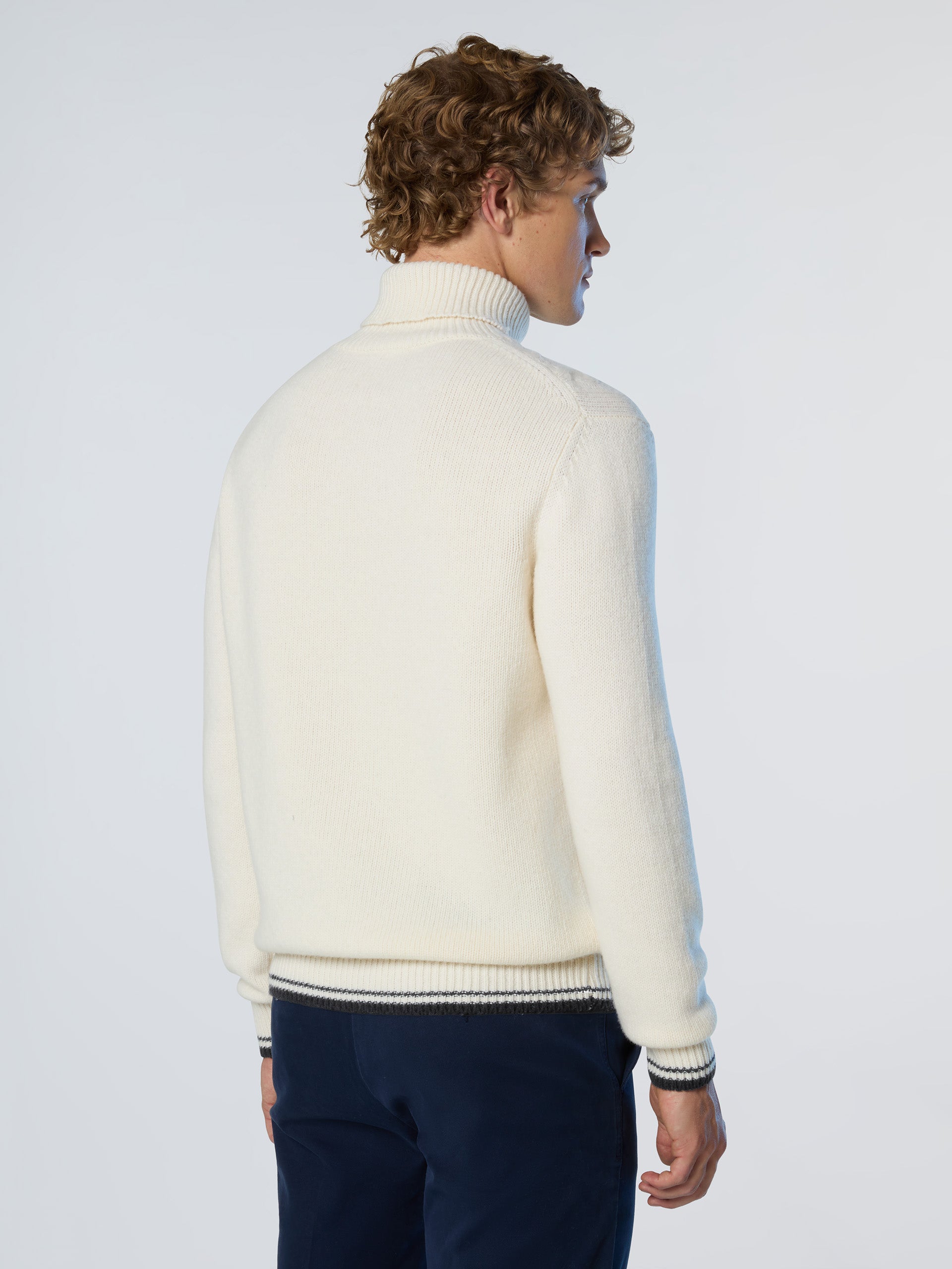 Sweater with cable-knit front | North Sails