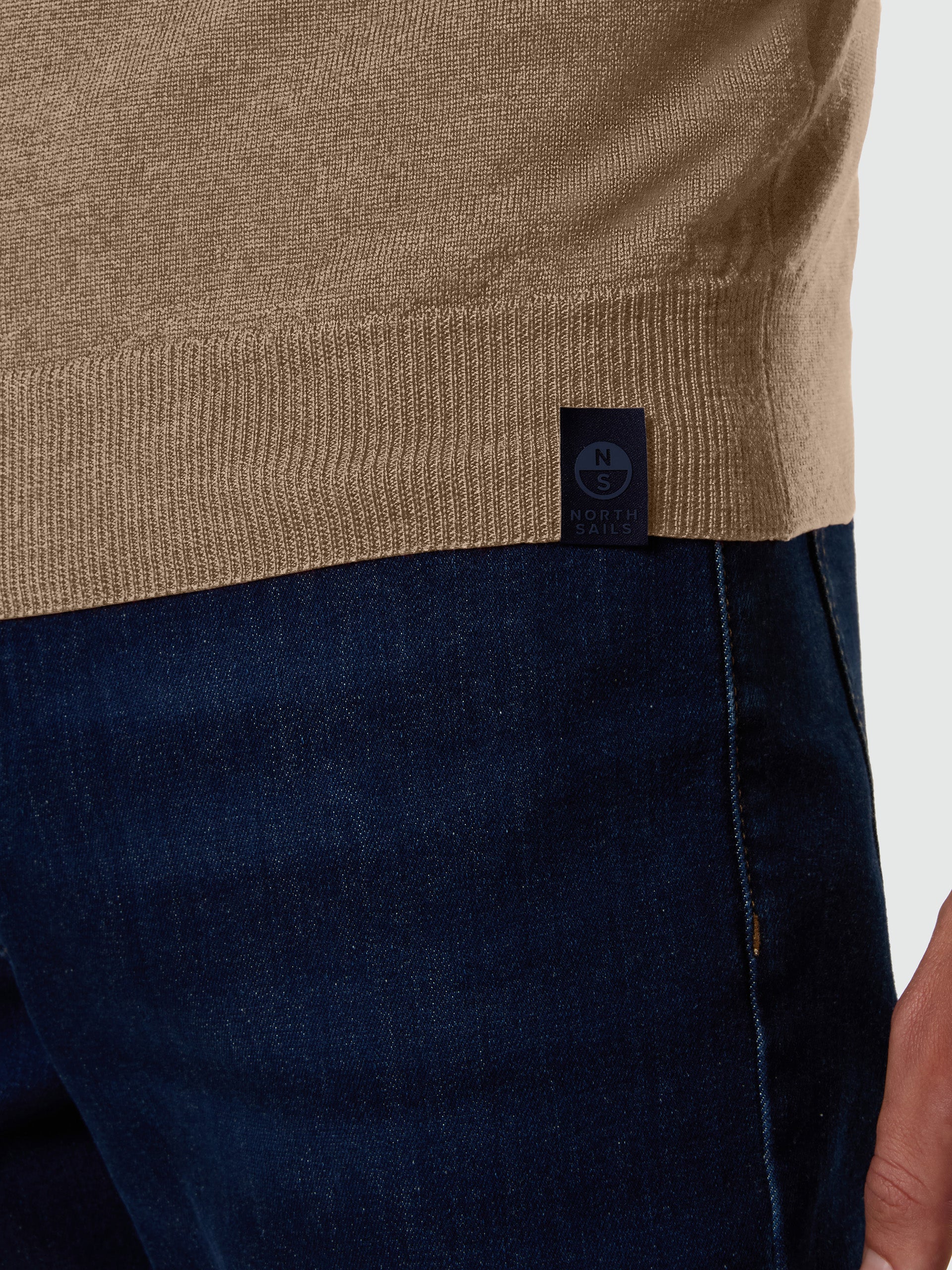 6 | Chino beige | crewneck--12-gg-knitwear-699587