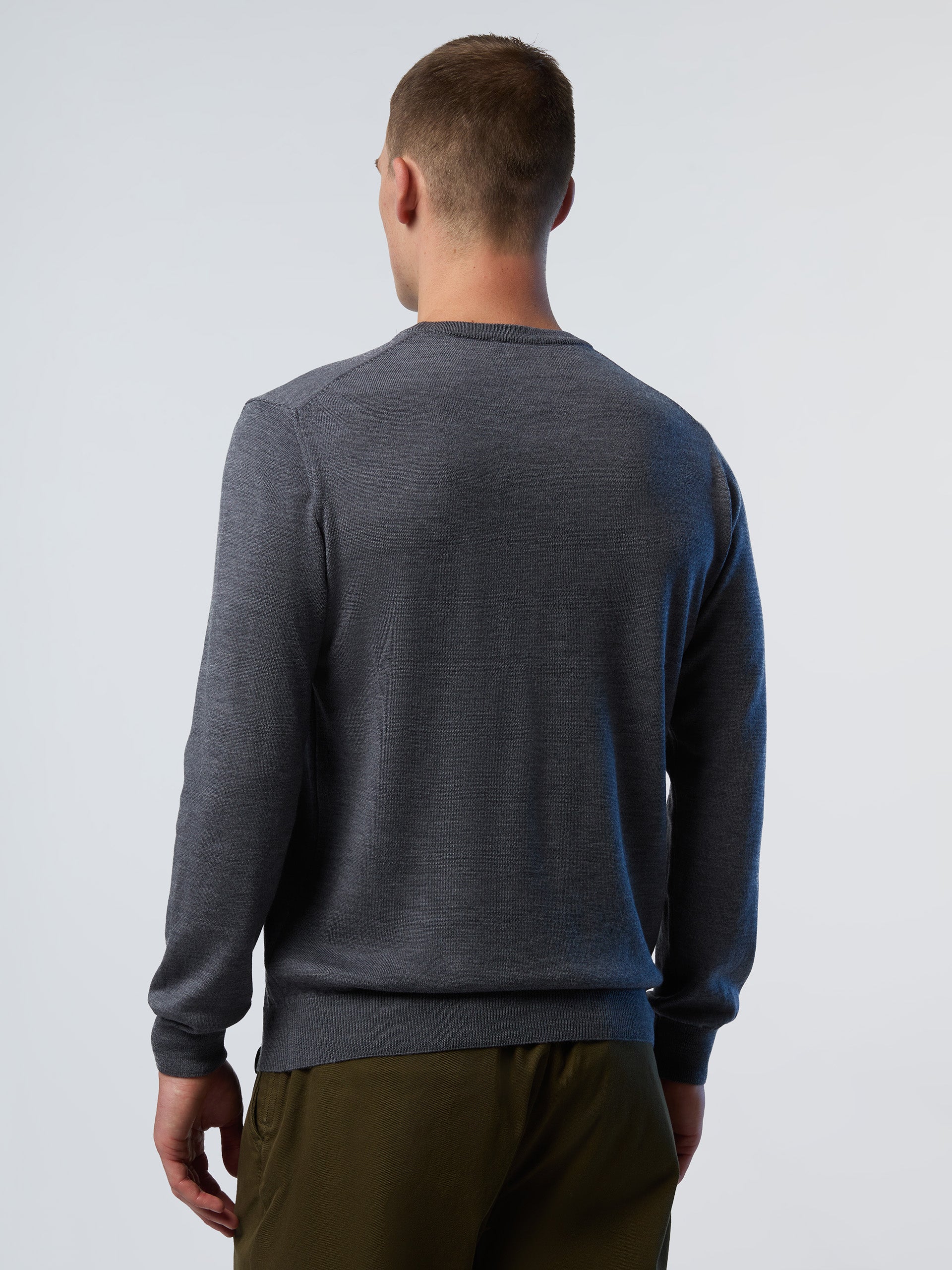 4 | Medium grey melange | crewneck-12gg-knitwear-699790