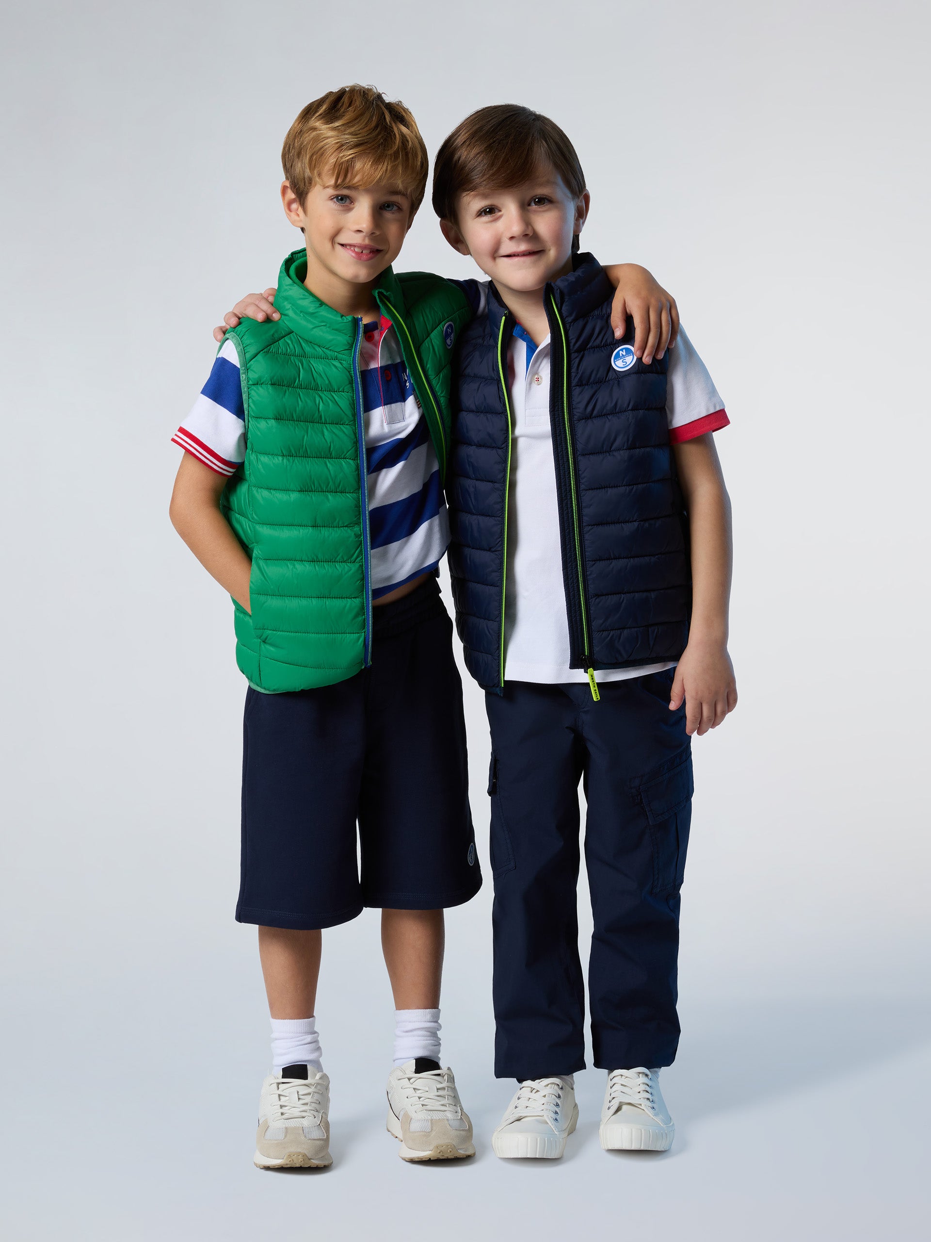 8 | Navy blue | explorer-vest-701959