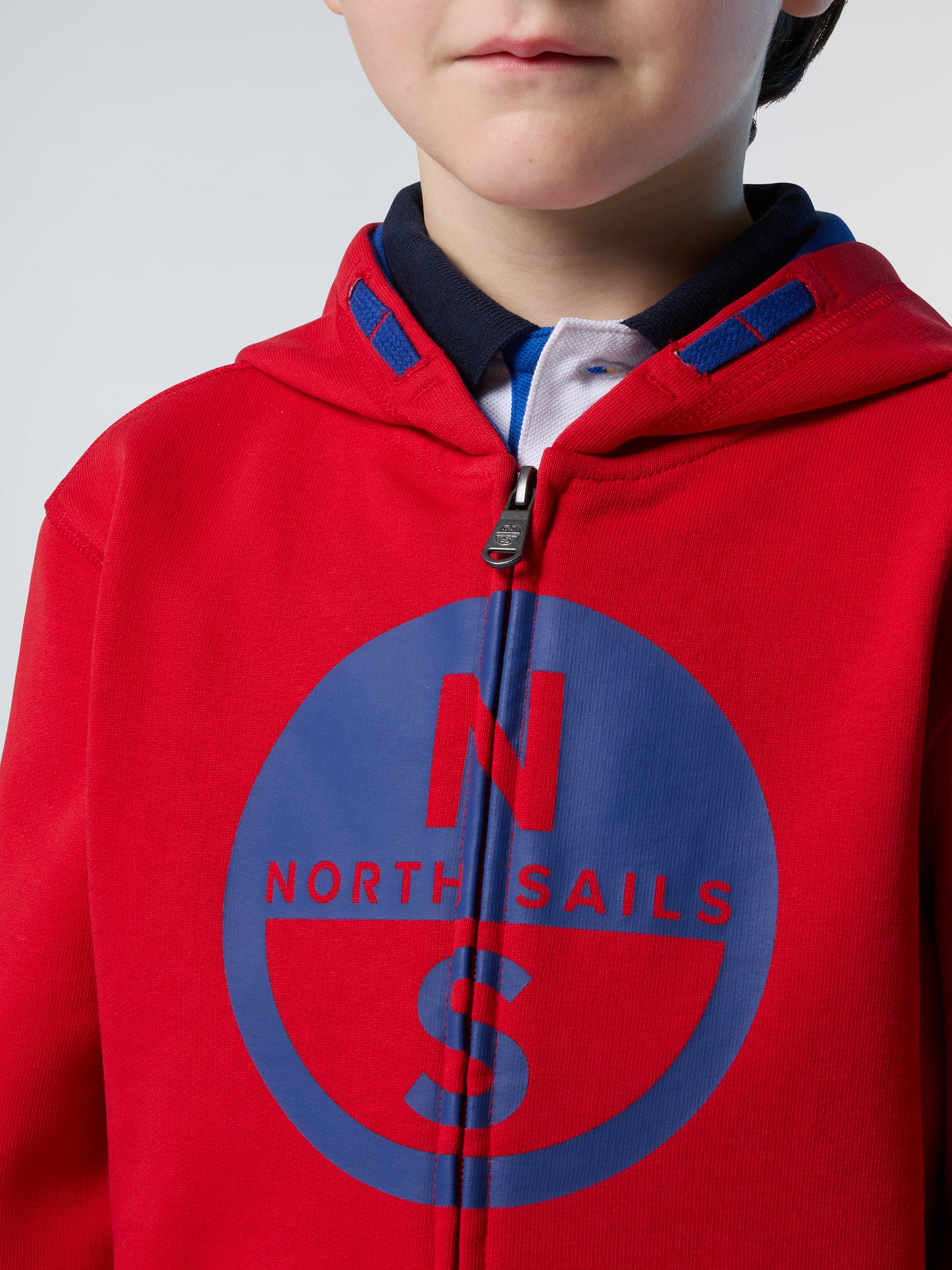 6 | Red | hooded-full-zip-sweathirt-wgraphic-794375