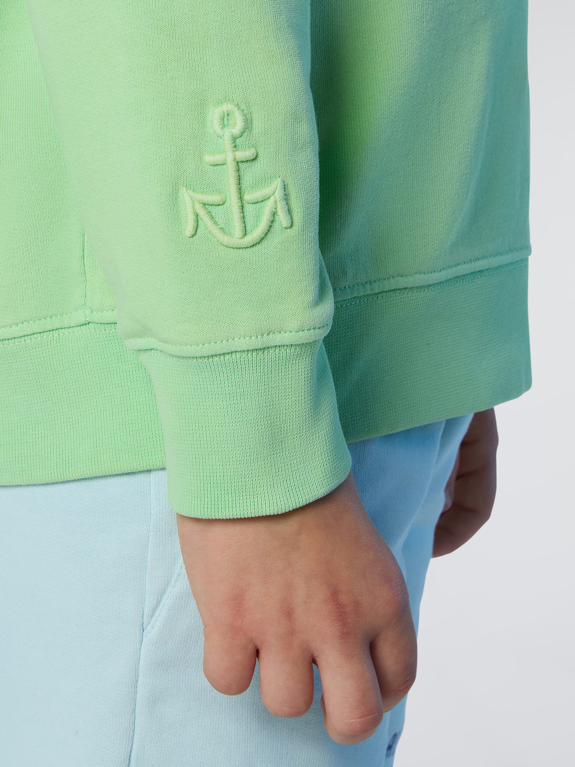 7 | Summer green | crewneck-sweatshirt-wgraphic-794425