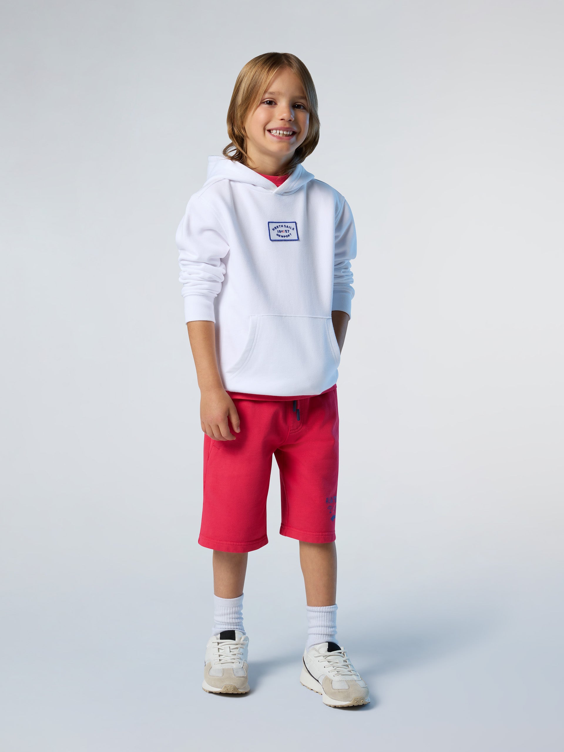 5 | White | hooded-sweatshirt-wgraphic-794481