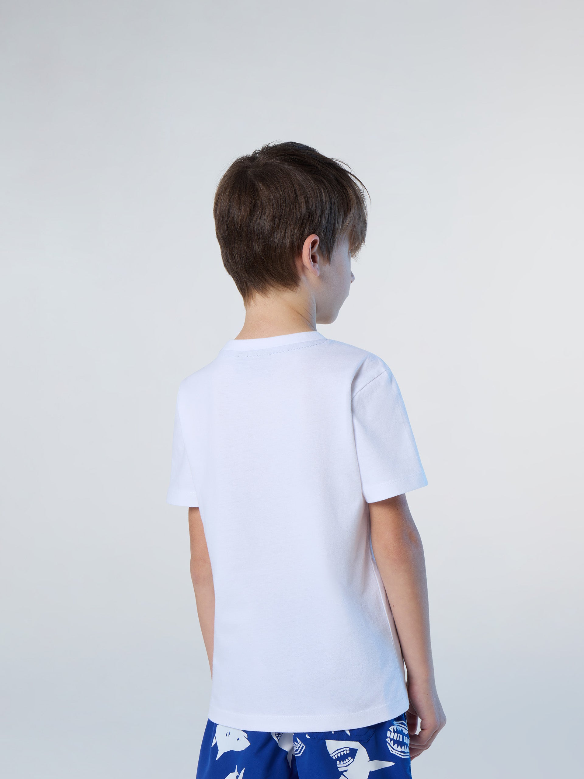 4 | White | striped-print-t-shirt-short-sleeve-795047