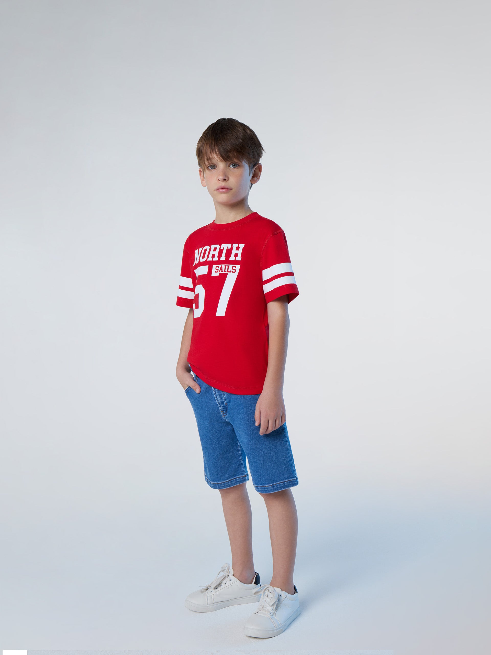 5 | Red | t-shirt-short-sleeve-college-795050