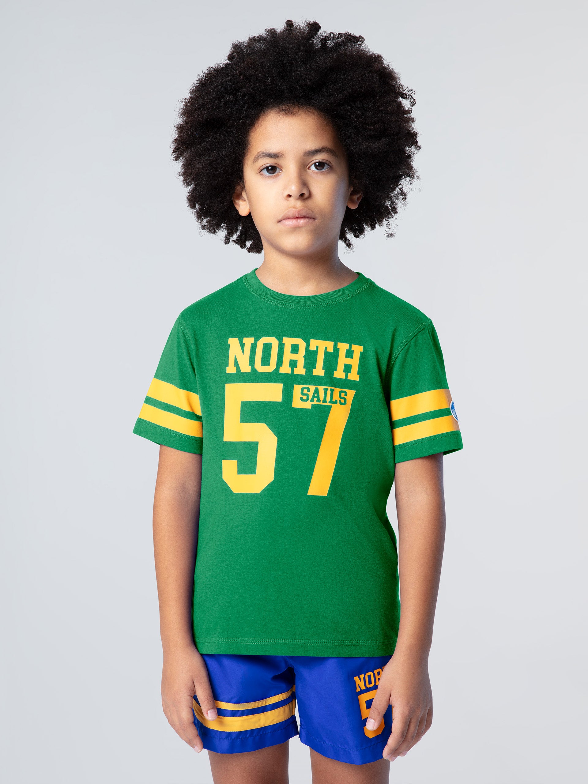 1 | Green bee | 795050_0460_msfront1