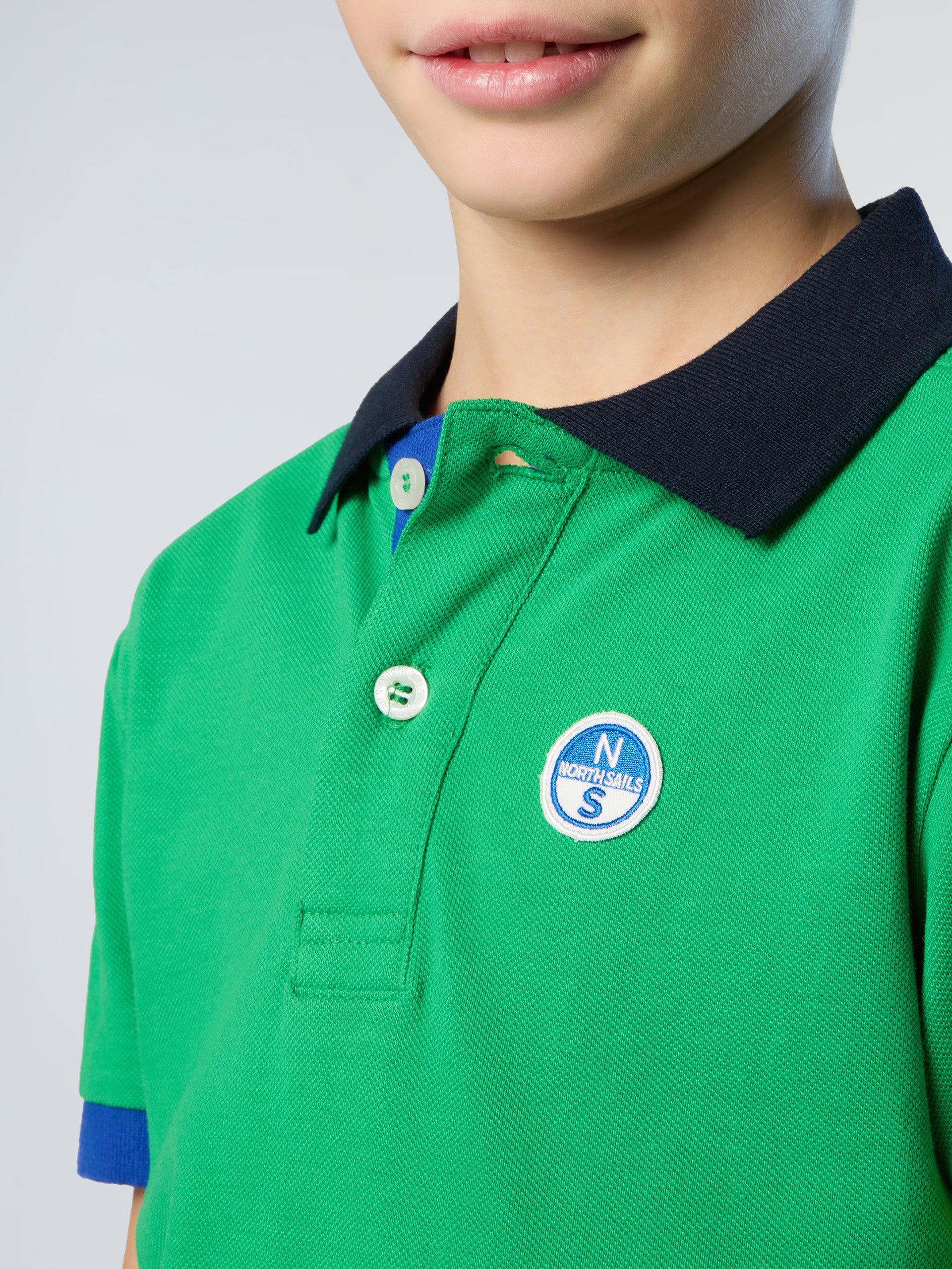 6 | Green bee | polo-short-sleeve-wcontrast-placket-795076