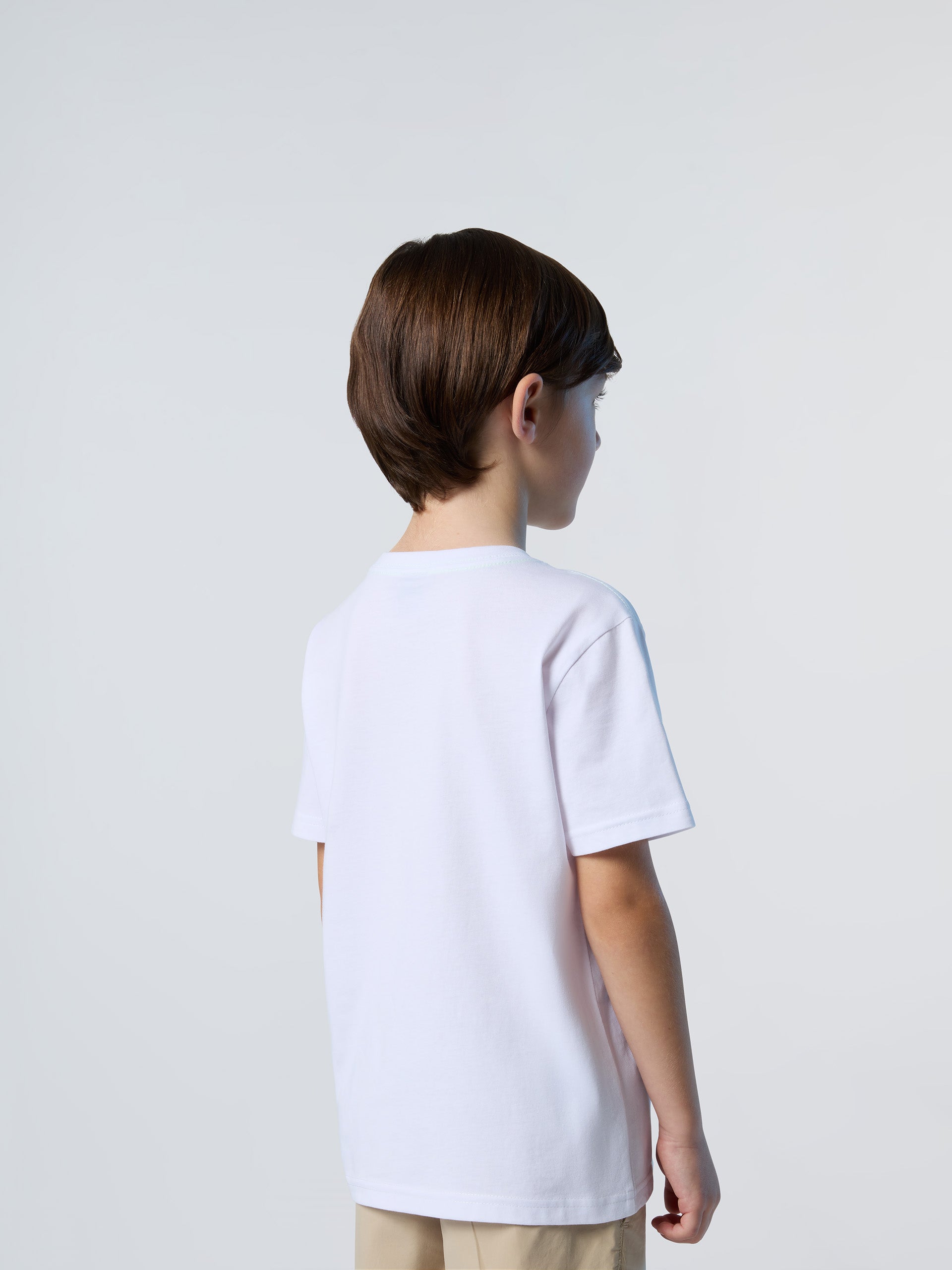 4 | White | t-shirt-short-sleeve-wgraphic-795210