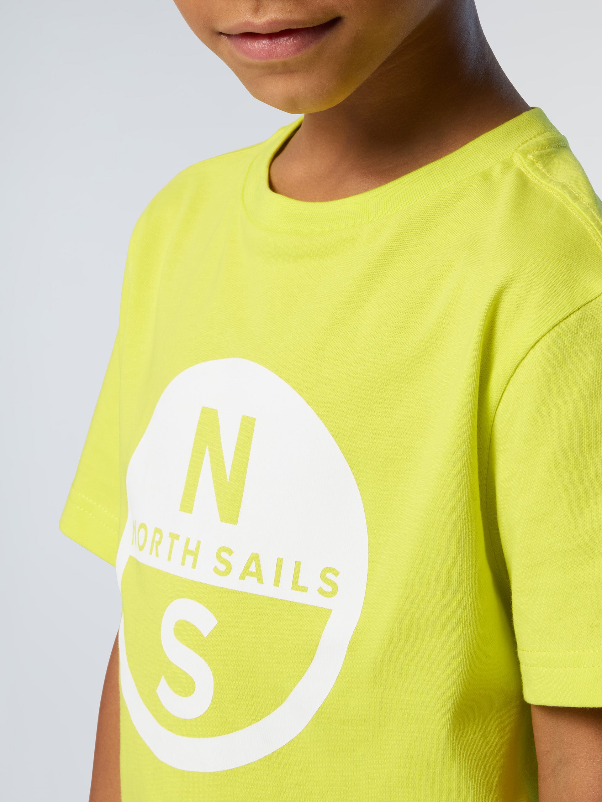 6 | Sulphur spring | t-shirt-short-sleeve-wgraphic-795210