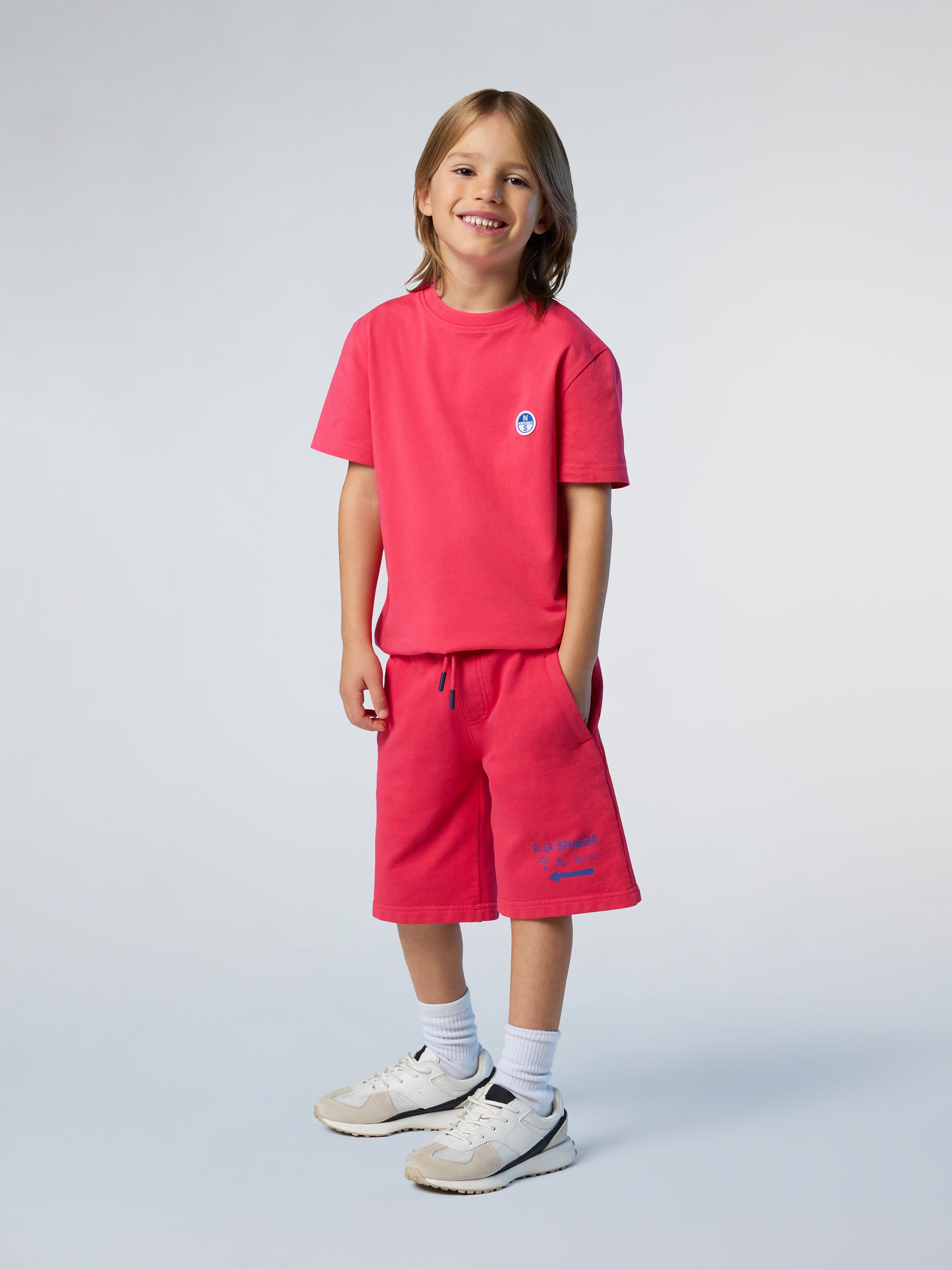 5 | Geranium | t-shirt-short-sleeve-wlogo-795212