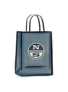 Shopping bag with North Sails merchandise